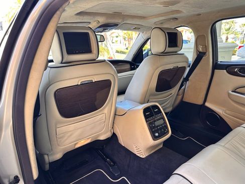 Used 2009 Jaguar XJ Vanden Plas Super V8 Portfolio RWD image 67