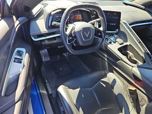 Used 2022 Chevrolet Corvette Stingray Coupe w/ 1LT image 10