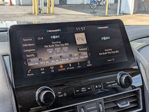 Used 2024 INFINITI QX80 Luxe image 23