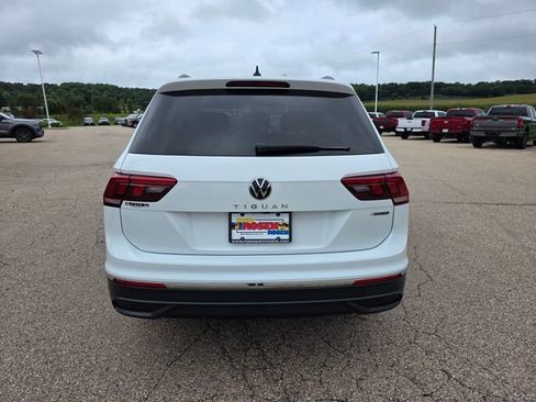 Used 2024 Volkswagen Tiguan S image 27