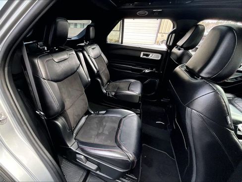 Used 2023 Ford Explorer ST w/ Equipment Group 401A image 16