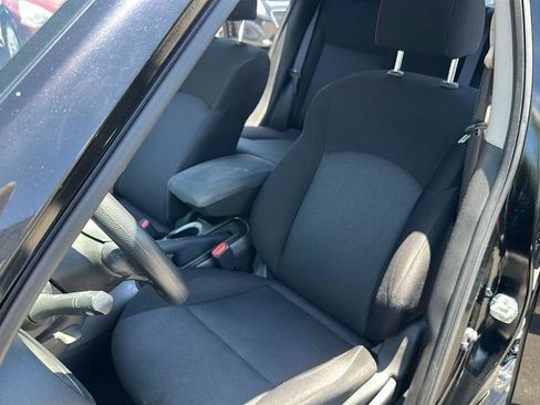 Used 2014 Nissan Juke S FWD image 37