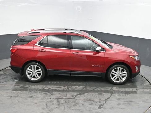 Used 2018 Chevrolet Equinox Premier AWD/4WD image 23