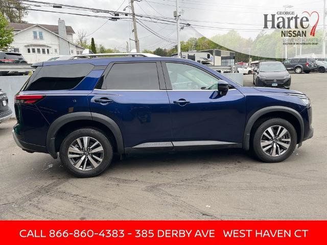Certified 2024 Nissan Pathfinder SL AWD/4WD image 5