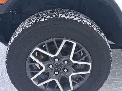 Used 2024 Jeep Wrangler Sahara image 11