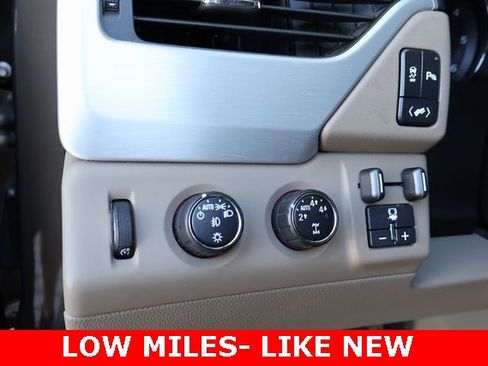 Used 2015 GMC Yukon SLE w/ Convenience Package image 21