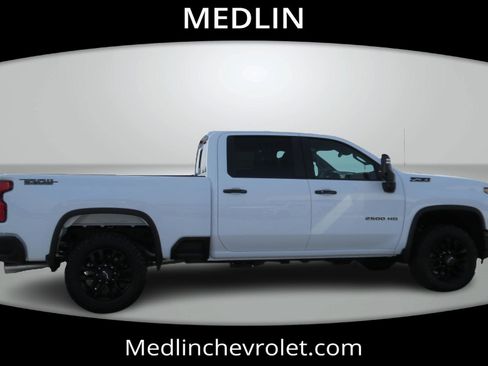 New 2026 Chevrolet Silverado 2500 LT w/ Trail Boss Package AWD/4WD image 8