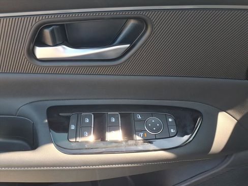 New 2025 Nissan Murano SV w/ Cargo Package AWD/4WD image 15