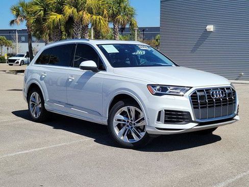 Used 2023 Audi Q7 3.0T Premium Plus w/ Premium Plus Package AWD/4WD image 31