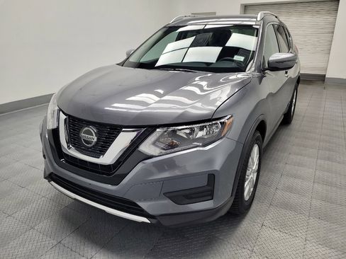 Used 2018 Nissan Rogue SV FWD image 15