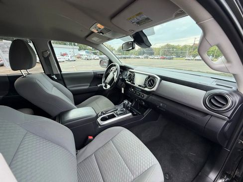 Used 2021 Toyota Tacoma SR5 image 16