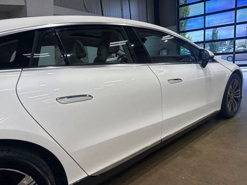 Used 2022 Mercedes-Benz EQS 450+ Sedan image 54
