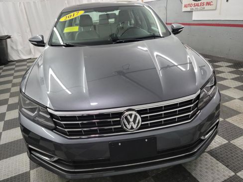 Used 2017 Volkswagen Passat 1.8T SE image 8