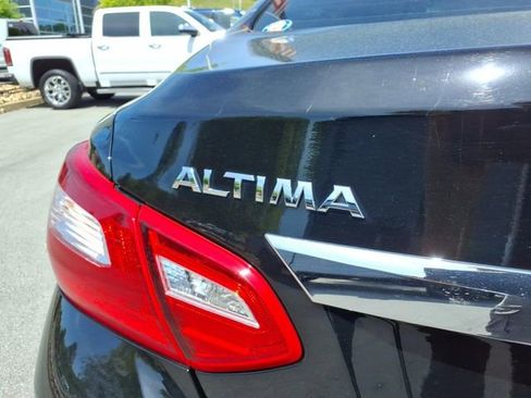 Used 2016 Nissan Altima 2.5 S w/ Power Driver Seat Package FWD image 7