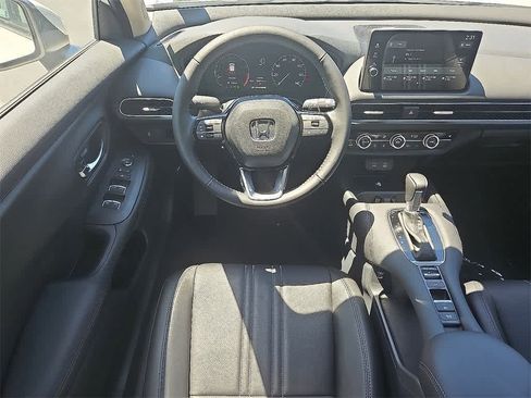 New 2026 Honda HR-V EX-L image 8
