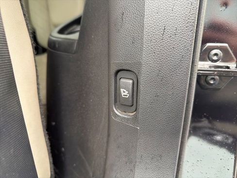 Used 2016 Ford Explorer Platinum AWD/4WD image 19