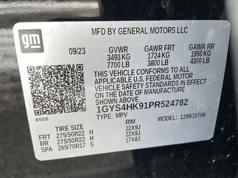 Used 2023 Cadillac Escalade V w/ LPO, ONYX Package image 40