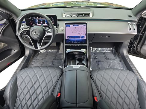 Certified 2025 Mercedes-Benz S 580e 4MATIC Sedan image 9