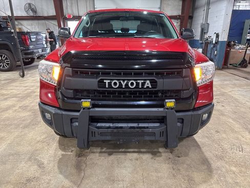 Used 2017 Toyota Tundra SR5 image 6