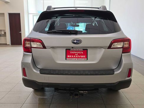 Used 2015 Subaru Outback 2.5i Premium AWD/4WD image 5
