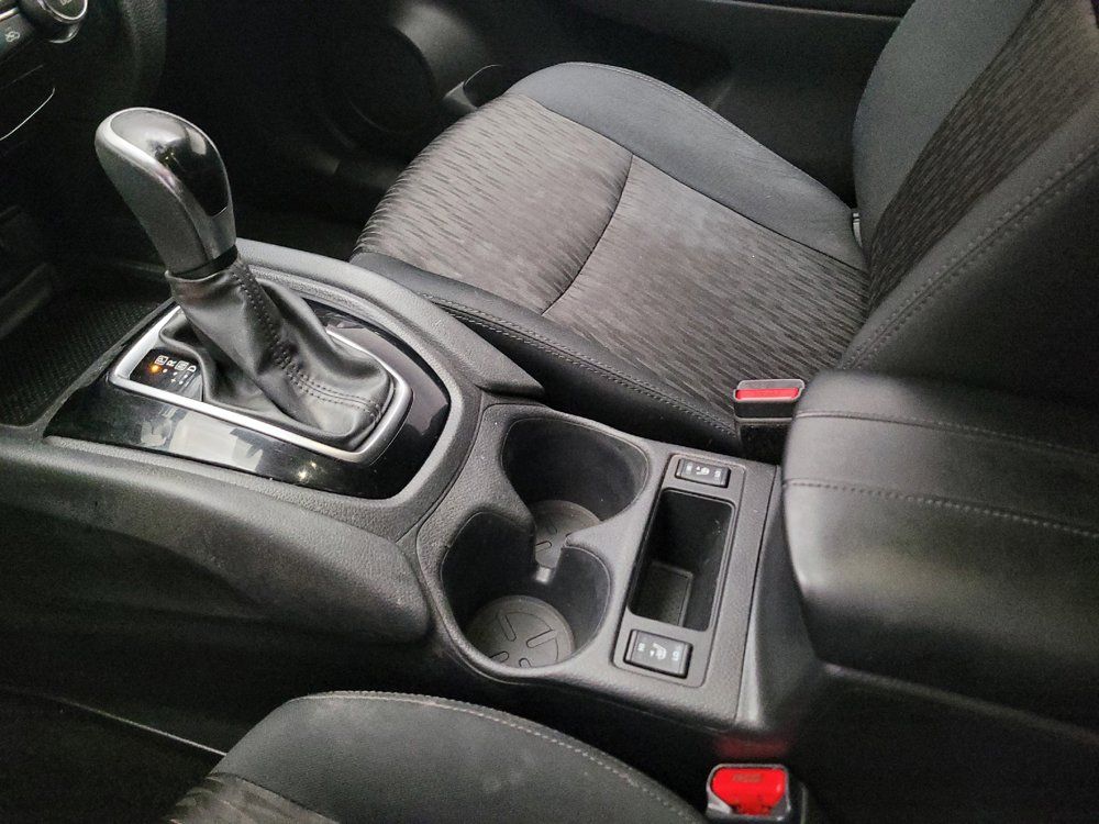Used 2019 Nissan Rogue SV FWD image 26