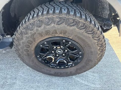 Used 2024 Ford Bronco Wildtrak AWD/4WD image 19