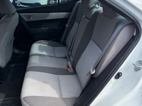 Used 2018 Toyota Corolla LE FWD image 15