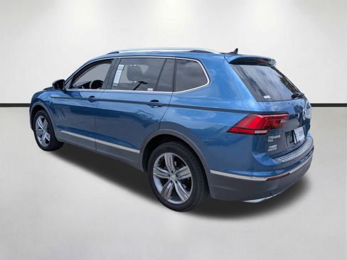 Used 2020 Volkswagen Tiguan SEL AWD/4WD image 6
