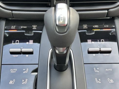 New 2025 Porsche Macan image 23