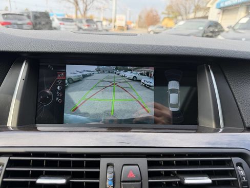 Used 2016 BMW 528i Sedan image 31