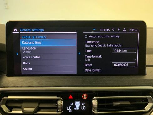 Used 2025 BMW X4 xDrive30i AWD/4WD image 38