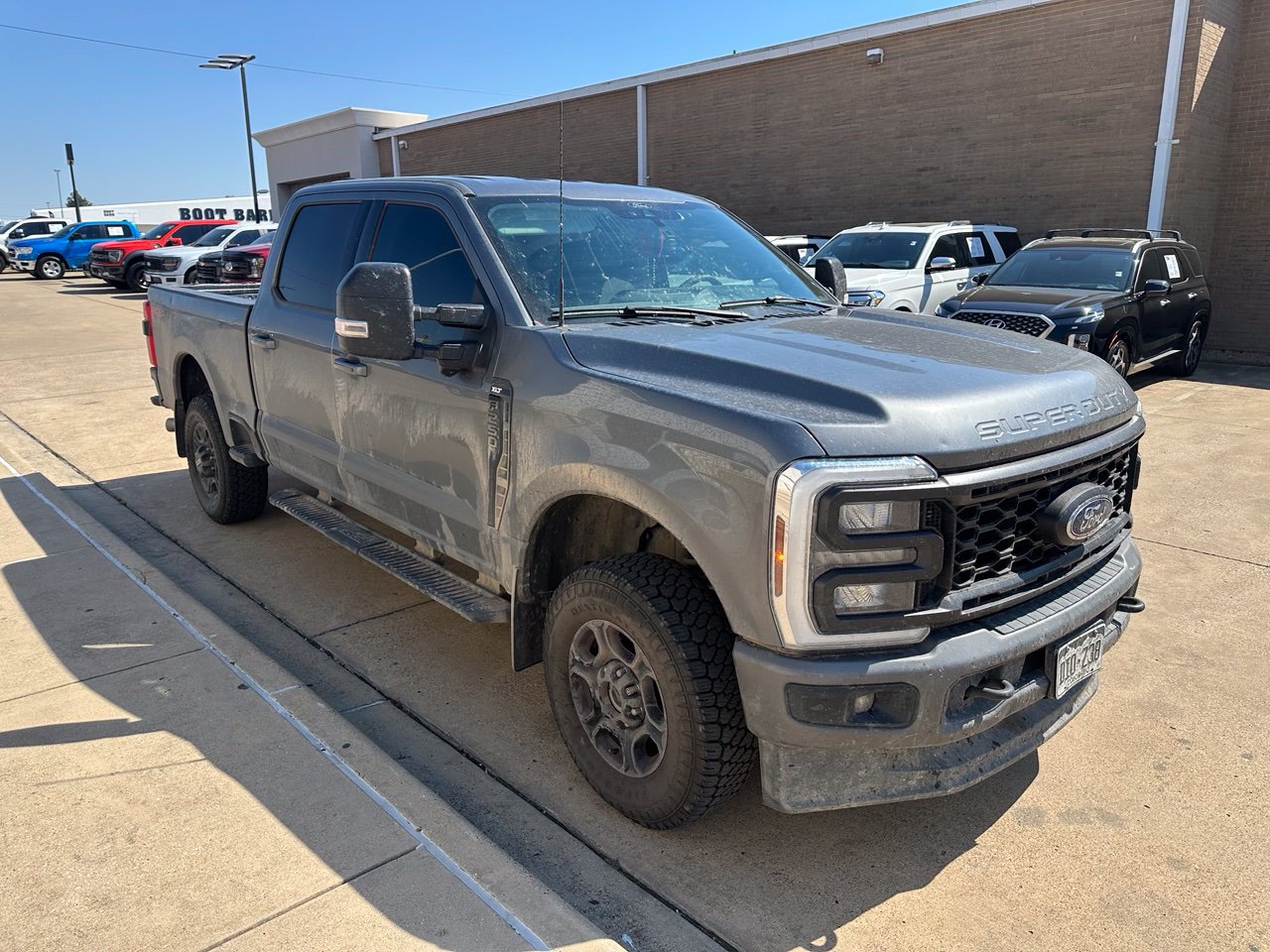 Used 2024 Ford F250 XLT w/ XLT Premium Package AWD/4WD image 3