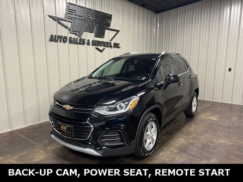 Used 2020 Chevrolet Trax LT w/ LT Convenience Package image 1