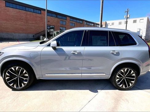 New 2026 Volvo XC90 T8 Ultra w/ Protection Package Premier AWD/4WD image 21