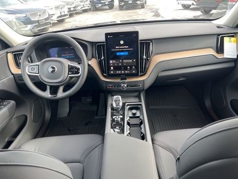 New 2026 Volvo XC60 B5 Plus w/ Protection Package Premier AWD/4WD image 18