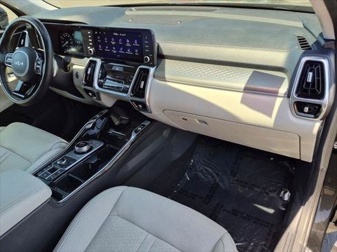 Used 2023 Kia Sorento SX Prestige w/ Panoramic Sunroof Package AWD/4WD image 27
