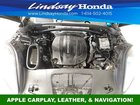 Used 2020 Porsche Macan image 24