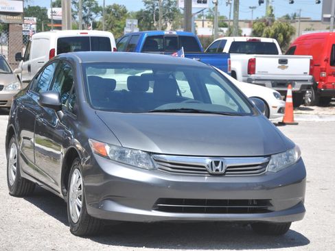 Used 2012 Honda Civic LX image 3