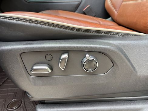 Used 2022 GMC Sierra 1500 Denali Ultimate image 10