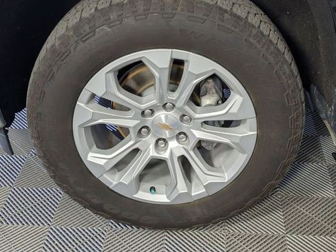 Certified 2025 Chevrolet Silverado 1500 LTZ w/ Z71 Off-Road Package image 8