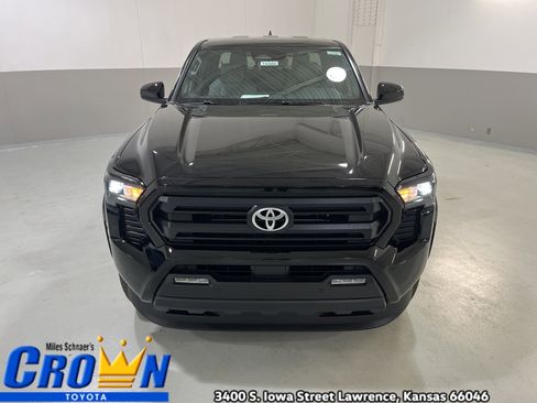 New 2026 Toyota Tacoma SR5 AWD/4WD image 3