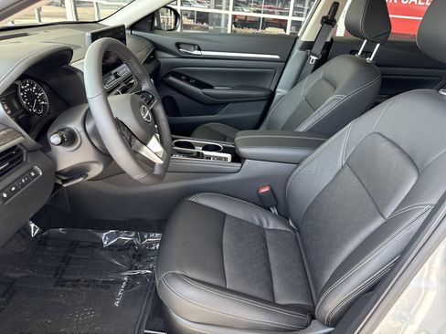 Used 2025 Nissan Altima 2.5 SL AWD/4WD image 15