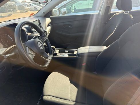 Used 2025 Nissan Sentra S FWD image 2
