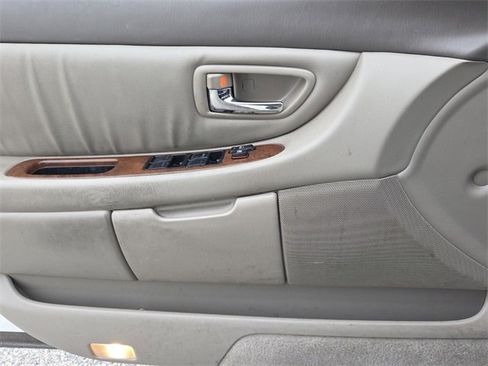 Used 2003 Toyota Avalon XLS image 27