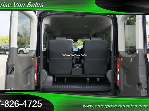Used 2024 Ford Transit 350 XLT image 5