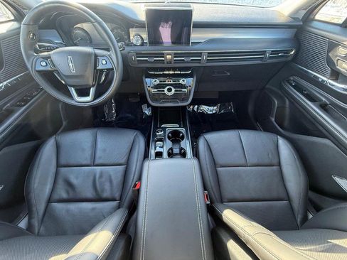 Certified 2022 Lincoln Corsair AWD w/ Premium Package image 16