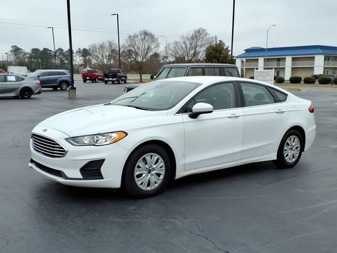 Used 2019 Ford Fusion S image 7