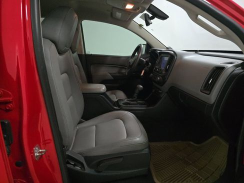 Used 2019 Chevrolet Colorado W/T w/ Custom Special Edition image 11