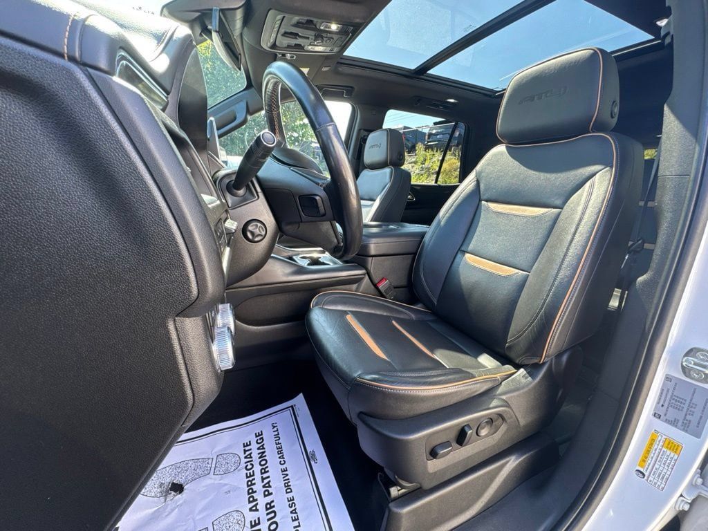 Used 2023 GMC Yukon AT4 w/ AT4 Premium Package AWD/4WD image 14