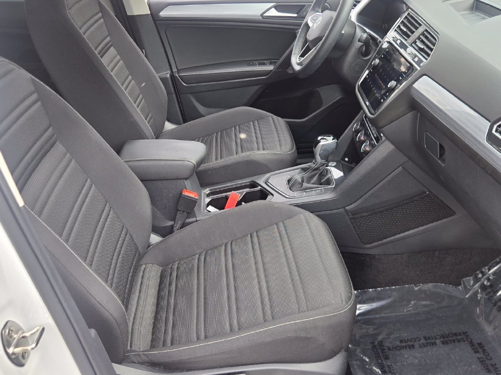 Certified 2024 Volkswagen Tiguan S FWD image 16